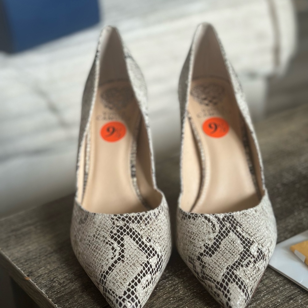 Vince Camuto Black and Cream Heels with Crystal Detailing